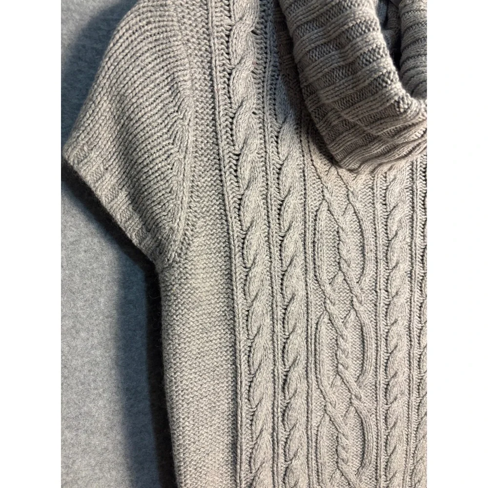 Willi Smith Cable Knit Turtleneck Sweater‎ Medium Angora Rabbit Hair Blend Gray